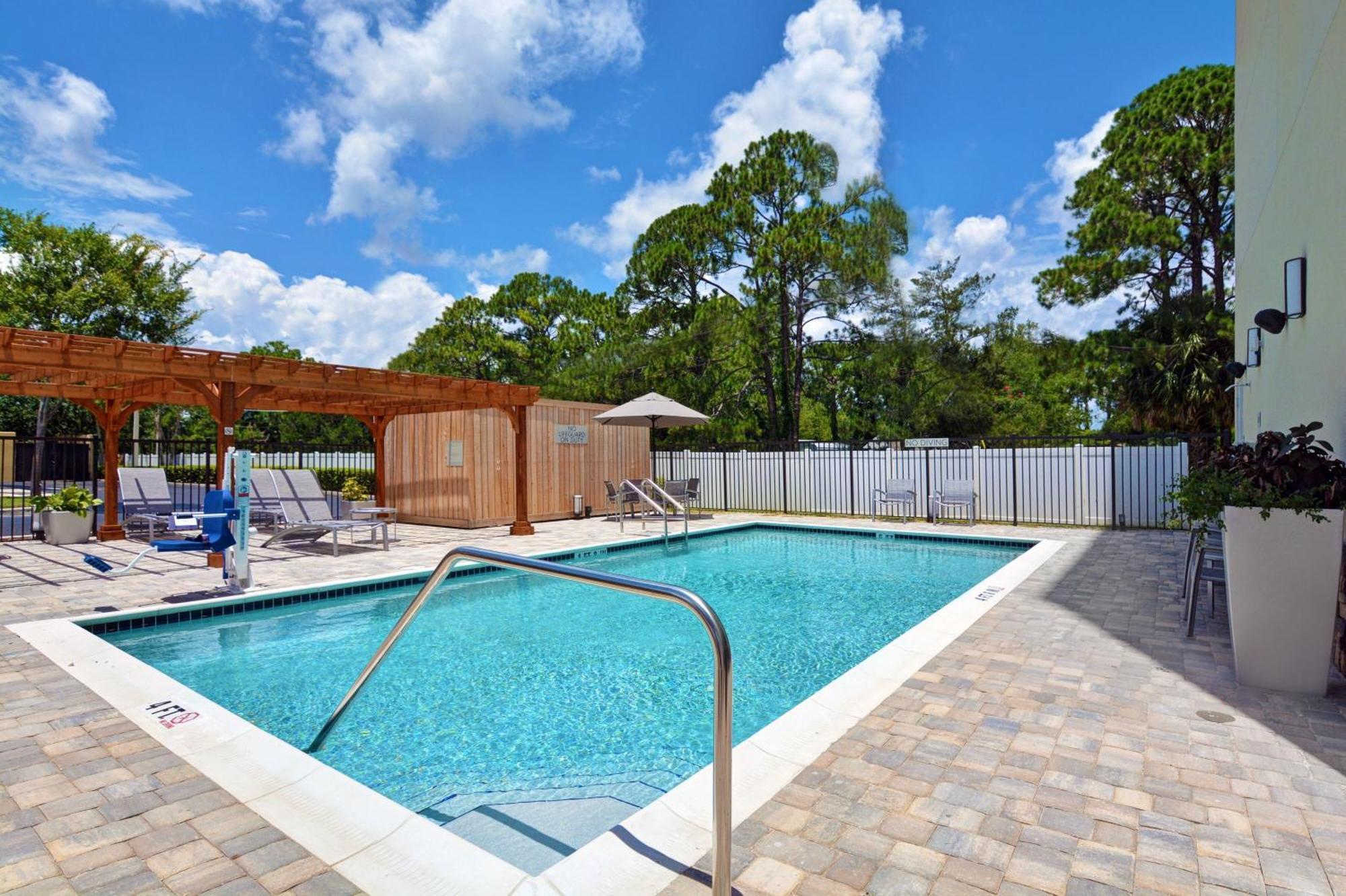 Towneplace Suites By Marriott Jacksonville East Eksteriør bilde