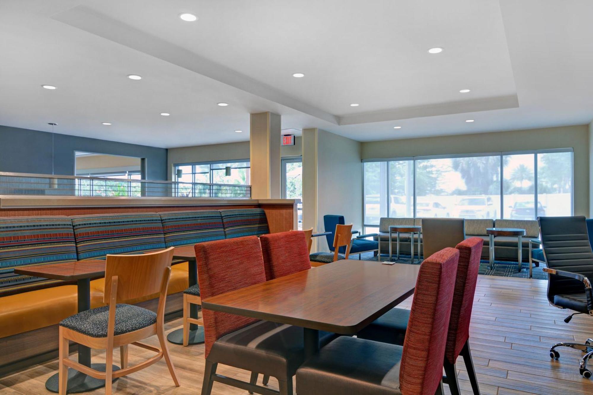 Towneplace Suites By Marriott Jacksonville East Eksteriør bilde